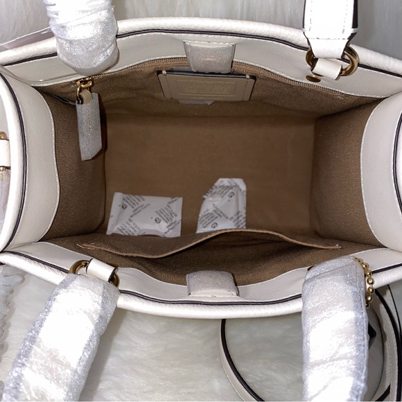 Coach leather purse New - Picture 8 of 14